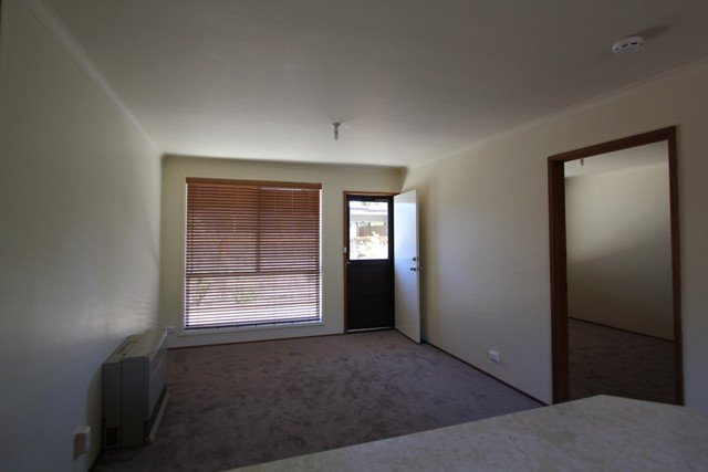 Unit 5/8 Regent Drive CANADIAN 8