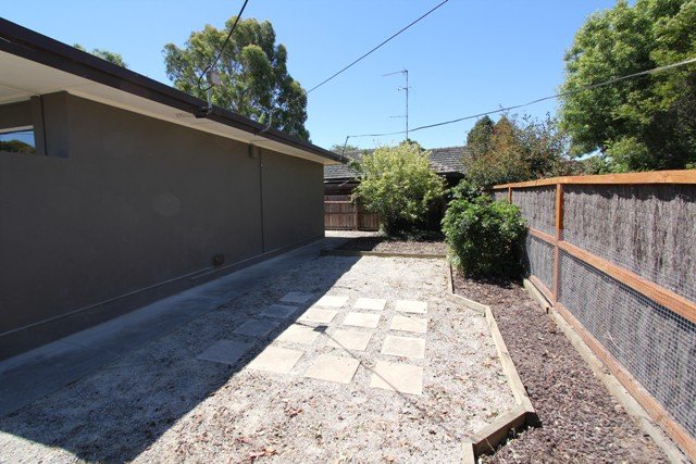 Unit 5/8 Regent Drive CANADIAN 12