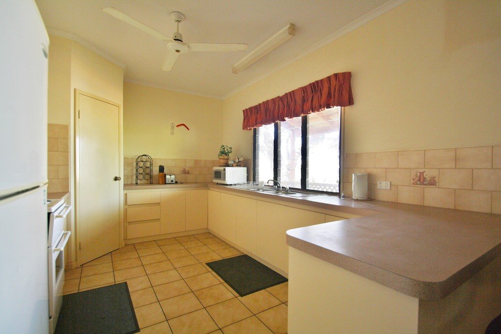 Unit 6, 1 Saville Street BROOME 4