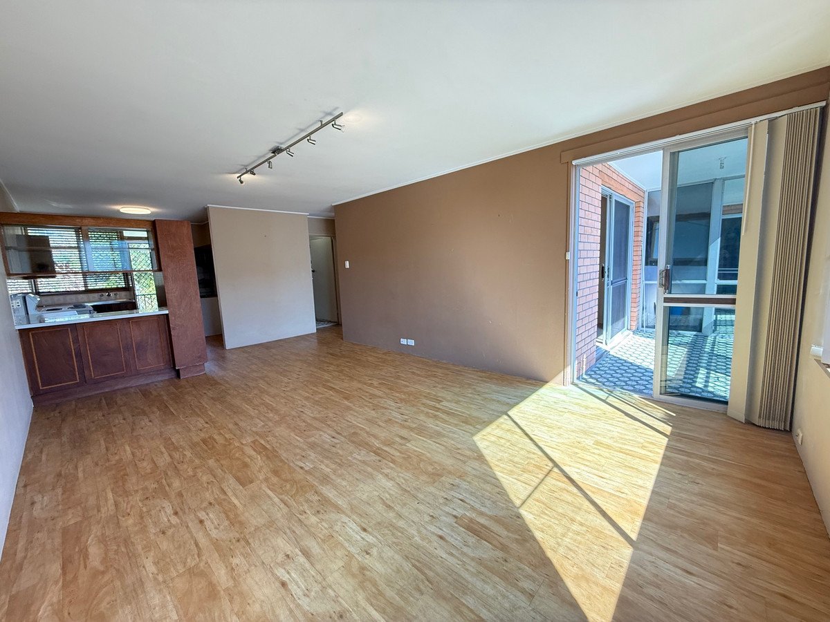 Unit 6/29 West Street BURLEIGH HEADS 6