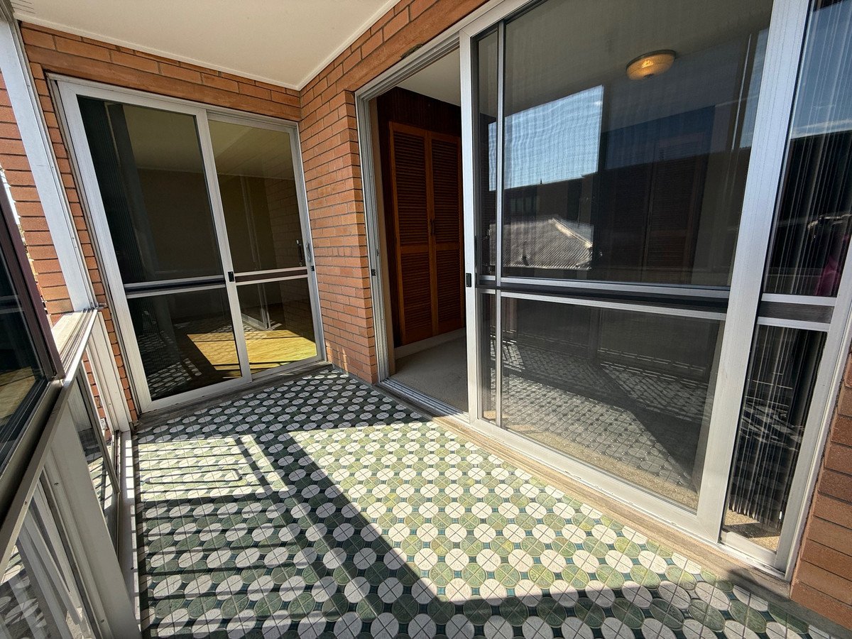 Unit 6/29 West Street BURLEIGH HEADS 13