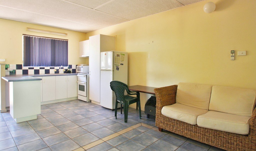 Unit 7, 14 Louis Street BROOME 1