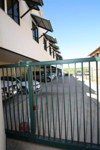 Unit 7, 15-17 Dampier Tce  BROOME 6