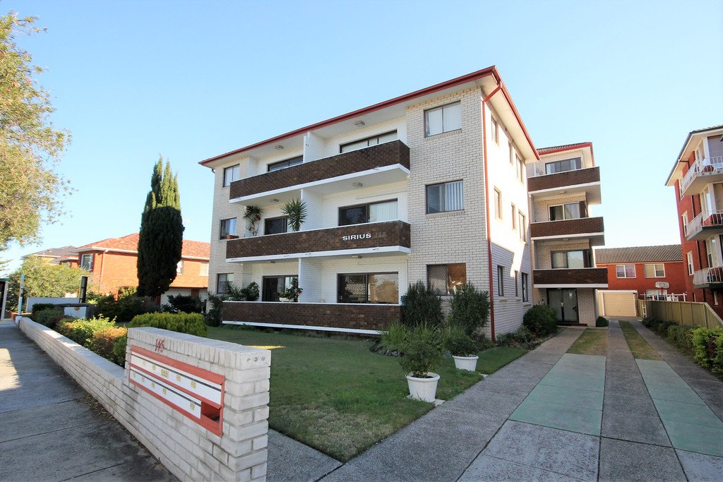 Unit 7/145 The Grand Parade MONTEREY 1