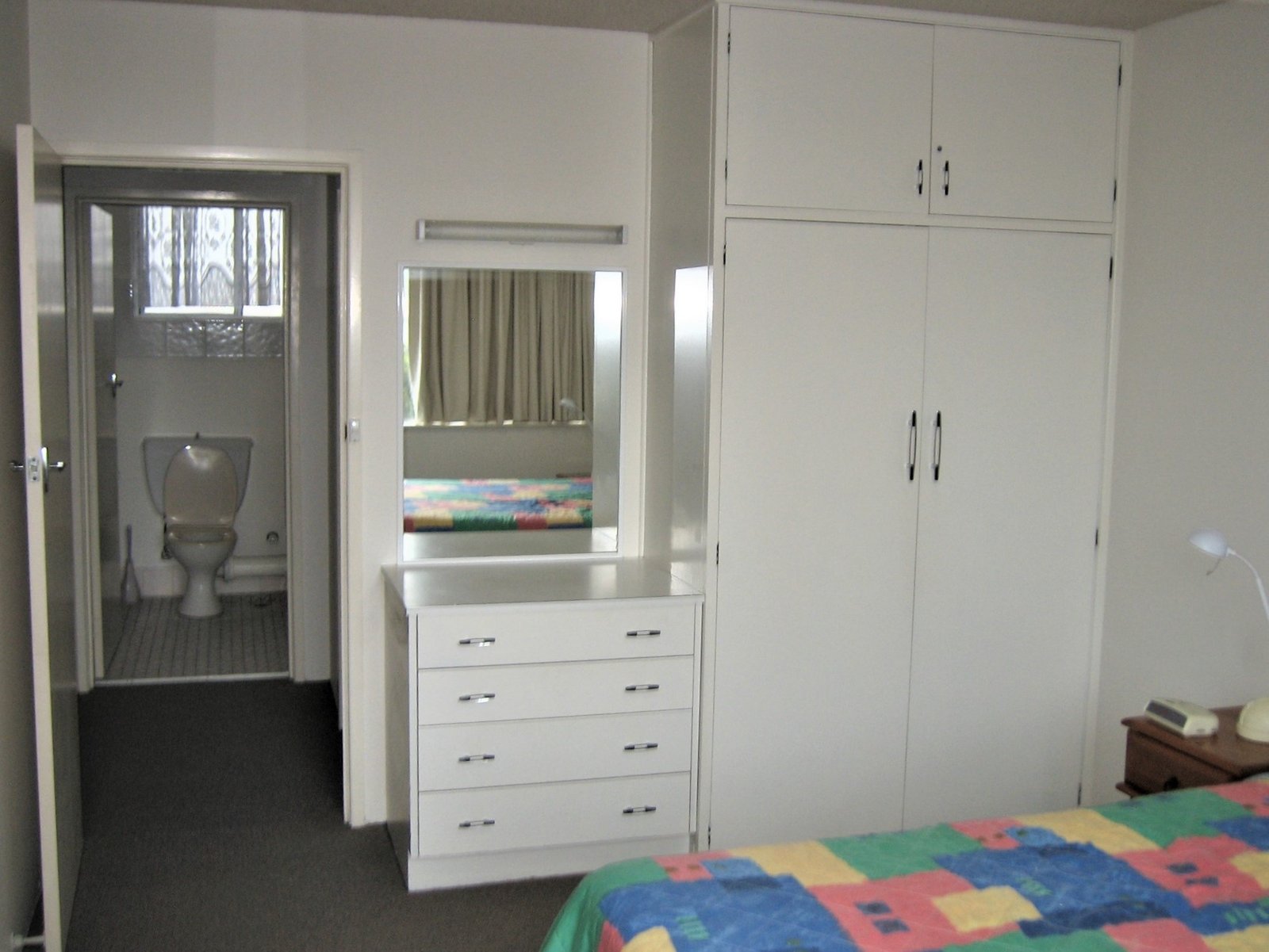 Unit 8 "Wyuna" 82 The Esplanade BURLEIGH HEADS 7