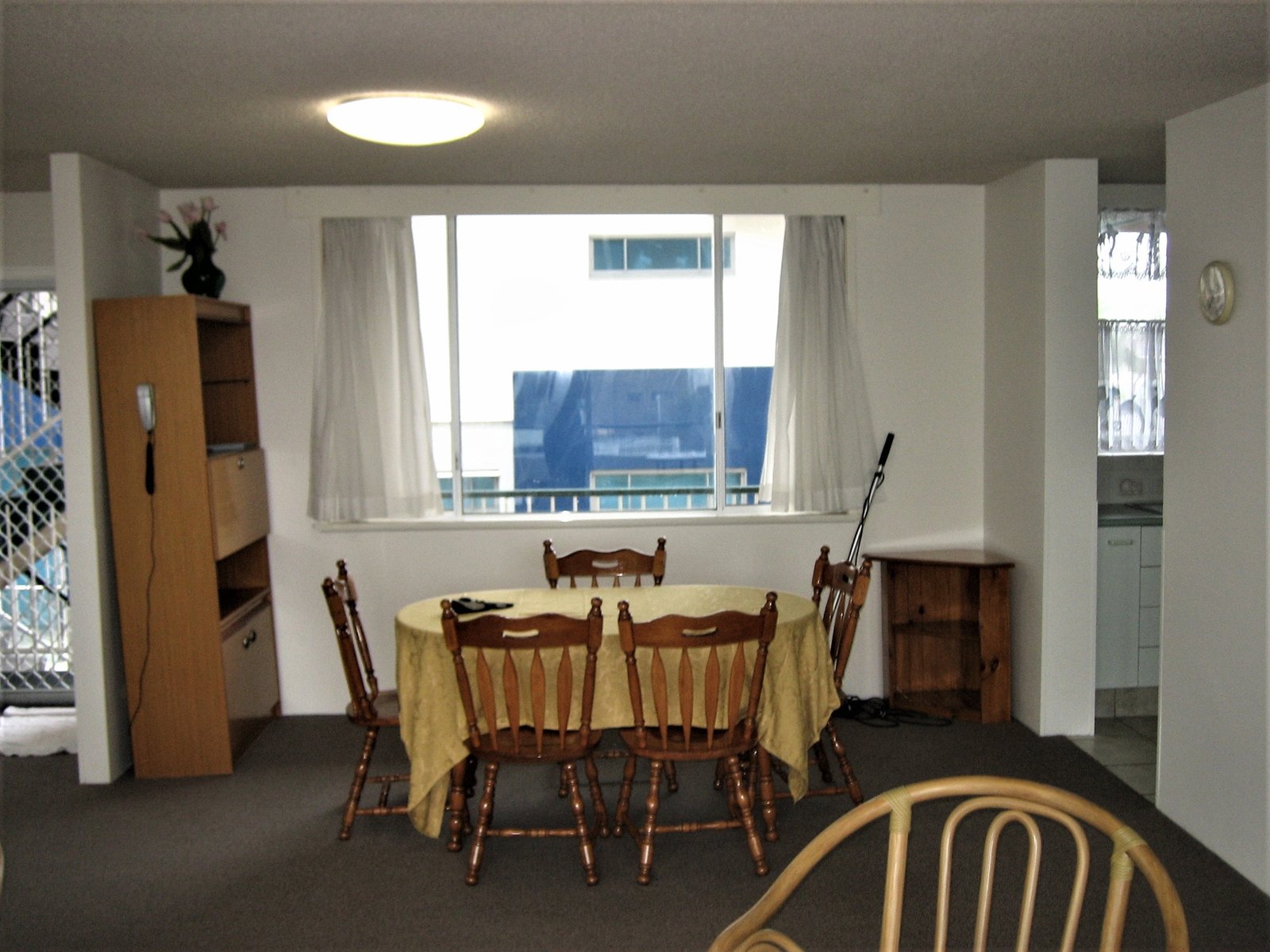 Unit 8 "Wyuna" 82 The Esplanade BURLEIGH HEADS 10