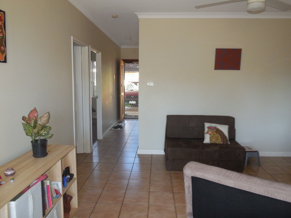 Unit 8/10 De Pledge  CABLE BEACH 6