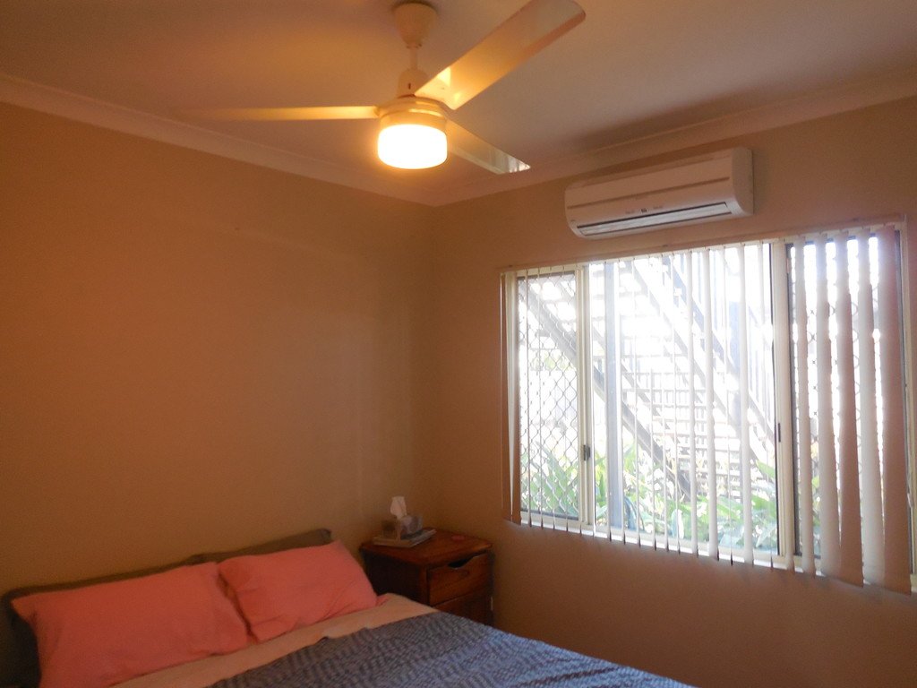 Unit 8/10 De Pledge  CABLE BEACH 8