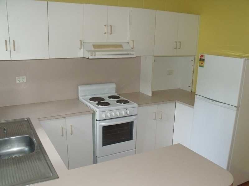 Unit 8/11 Island Drive CANNONVALE 5
