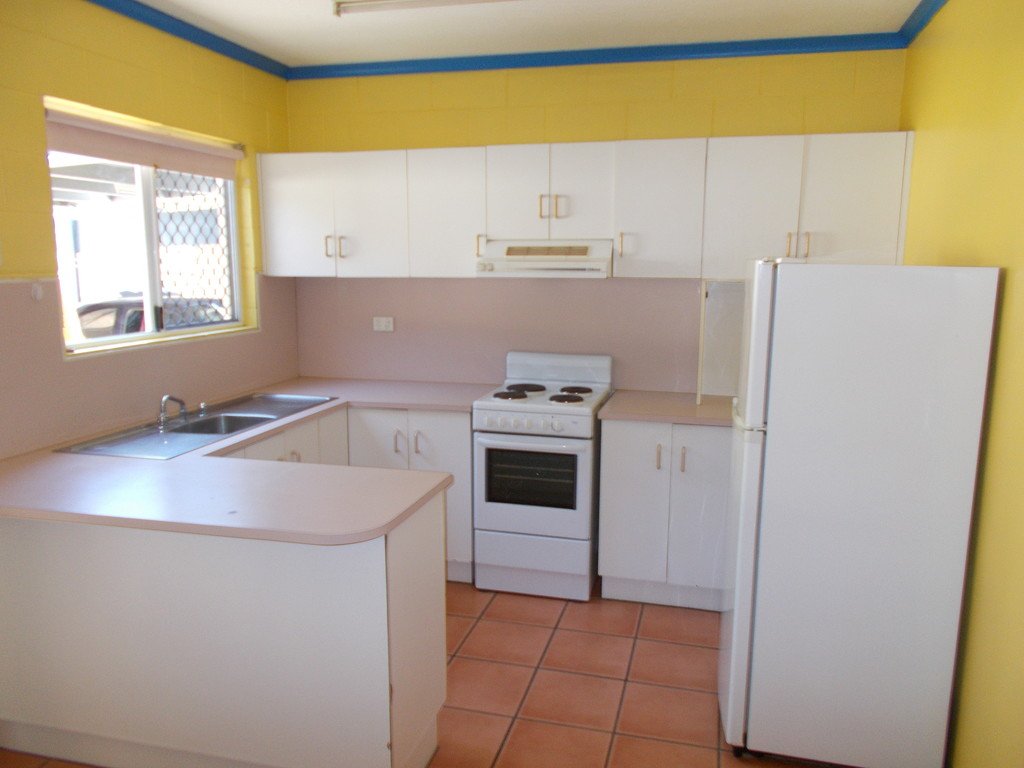 Unit 8/11 Island Drive CANNONVALE 13