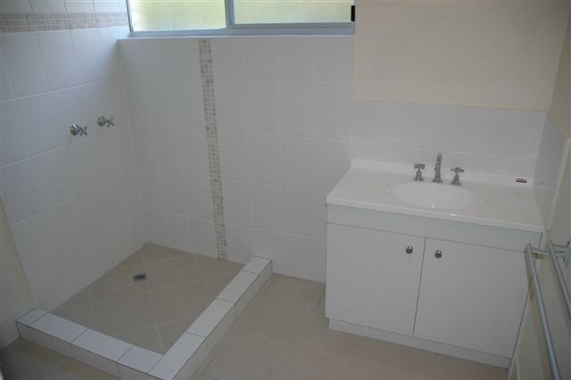 Unit 8/1971 Gold Coast Highway BURLEIGH HEADS 3