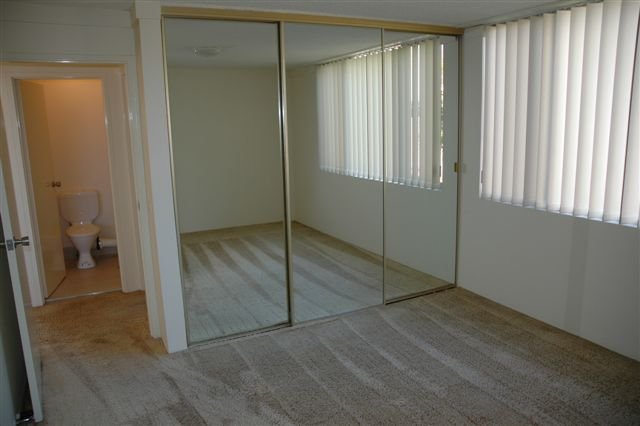 Unit 8/1971 Gold Coast Highway BURLEIGH HEADS 4