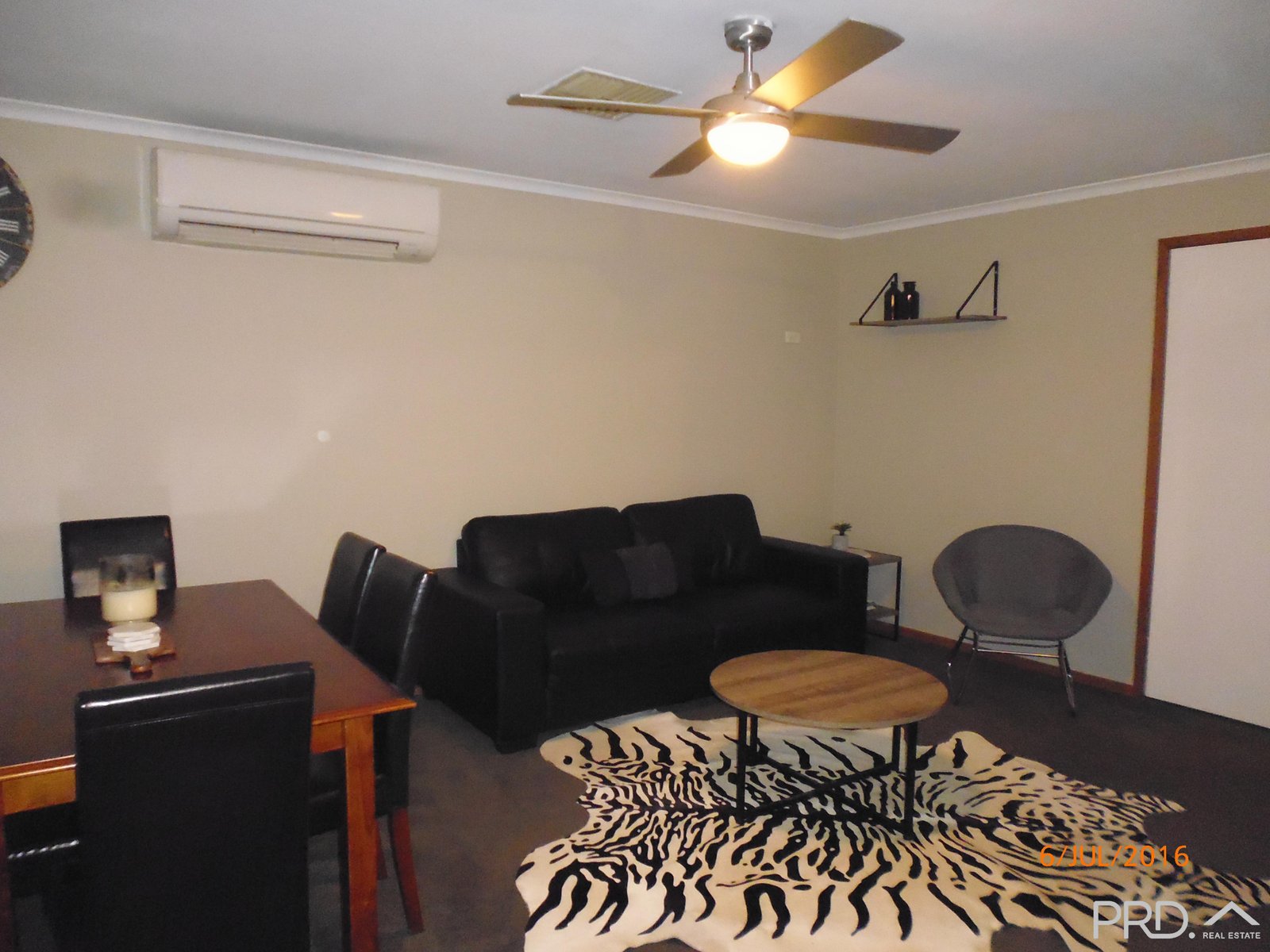 Unit 9, 8 West Road BURONGA 2