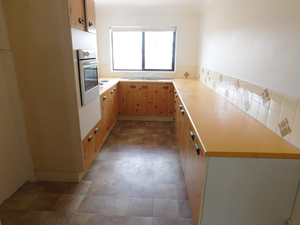 Unit 9/1881 Gold Coast Highway BURLEIGH HEADS 4