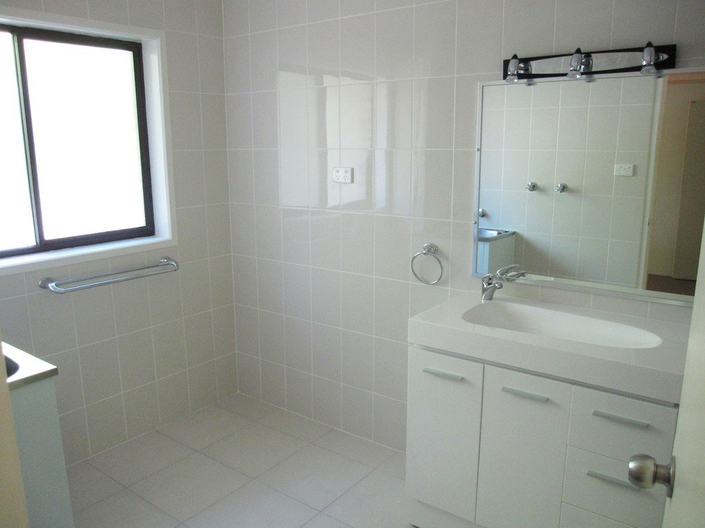 Unit 9/1881 Gold Coast Highway BURLEIGH HEADS 5