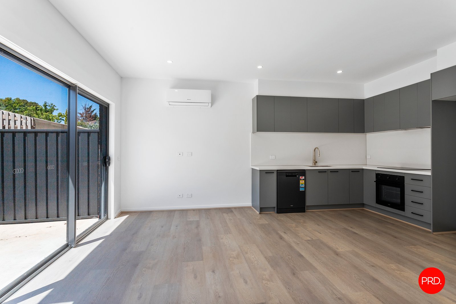 Units 1 & 2/8 Cook Street SPRING GULLY 4