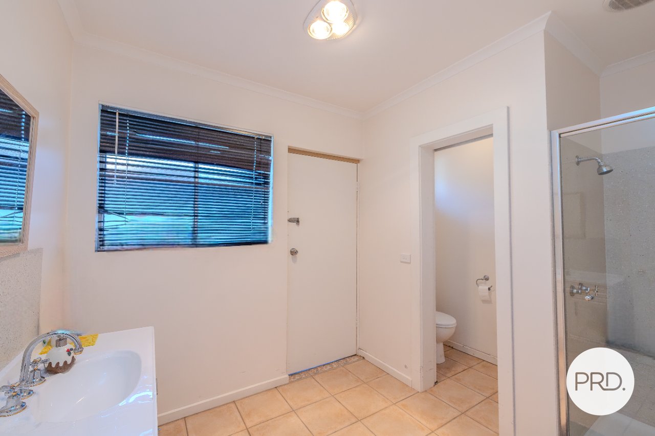 Units 1, 3 & 4, 386 Deakin Avenue MILDURA 11