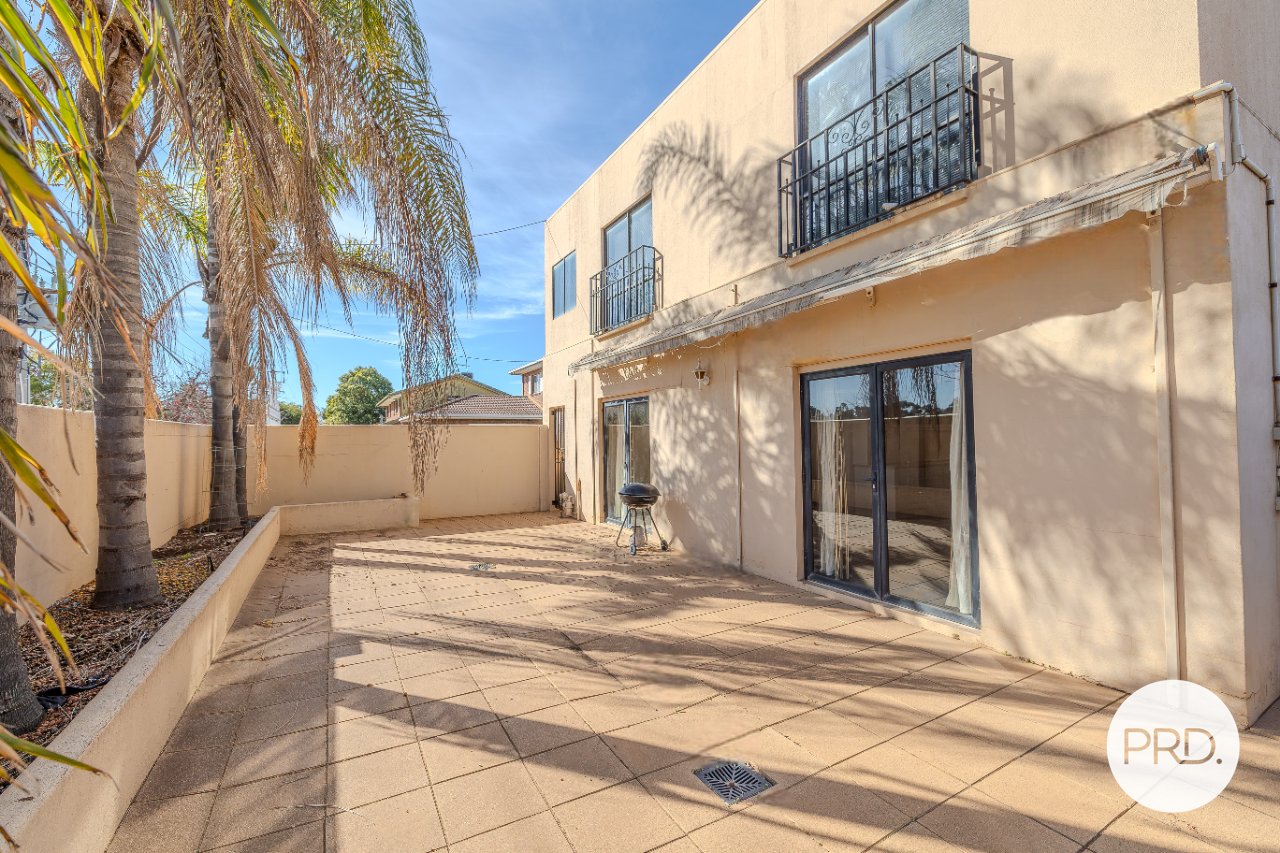 Units 1, 3 & 4, 386 Deakin Avenue MILDURA 17