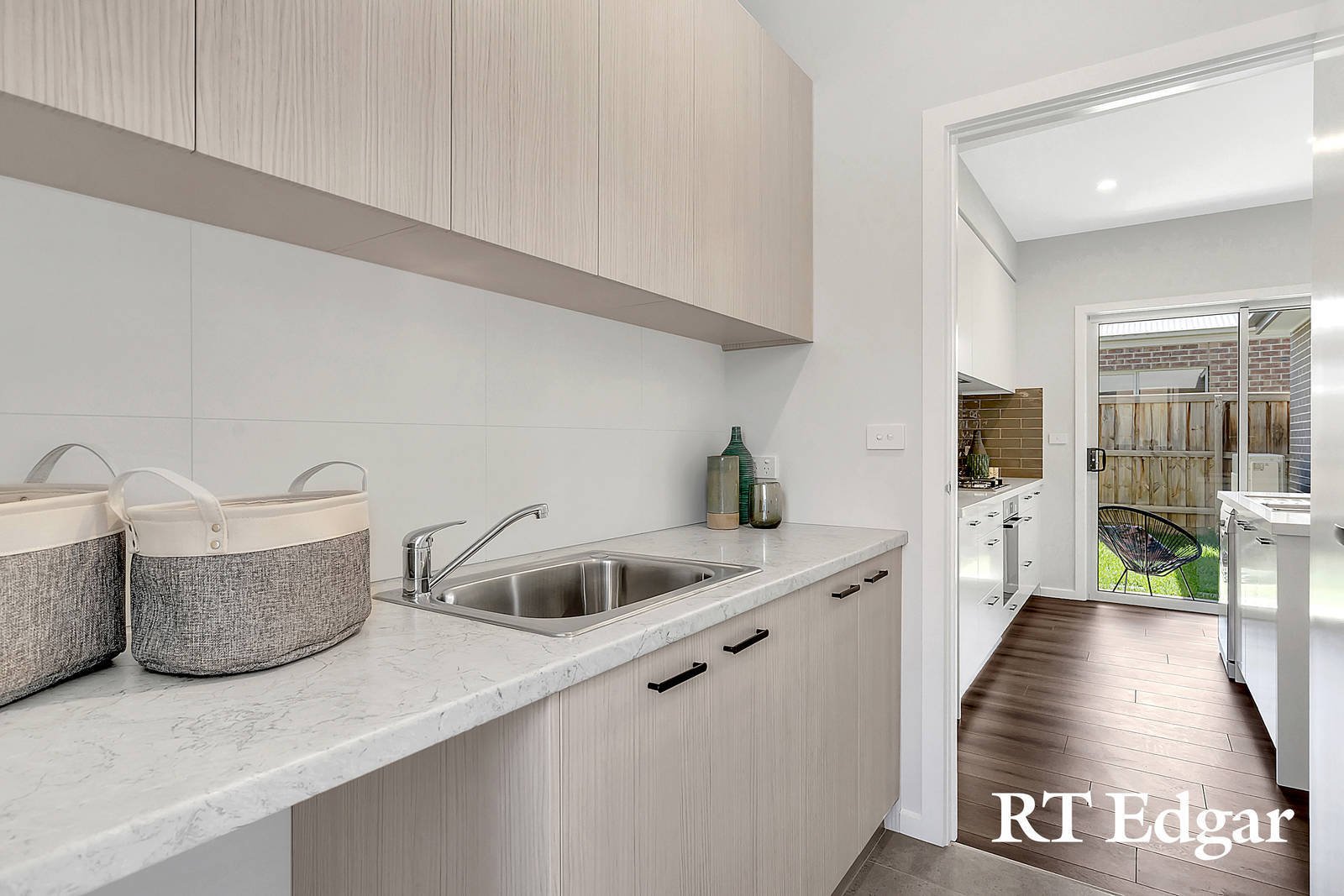 Real Estate and Property in Units 1 - 4/7 Howey Street, Gisborne, VIC