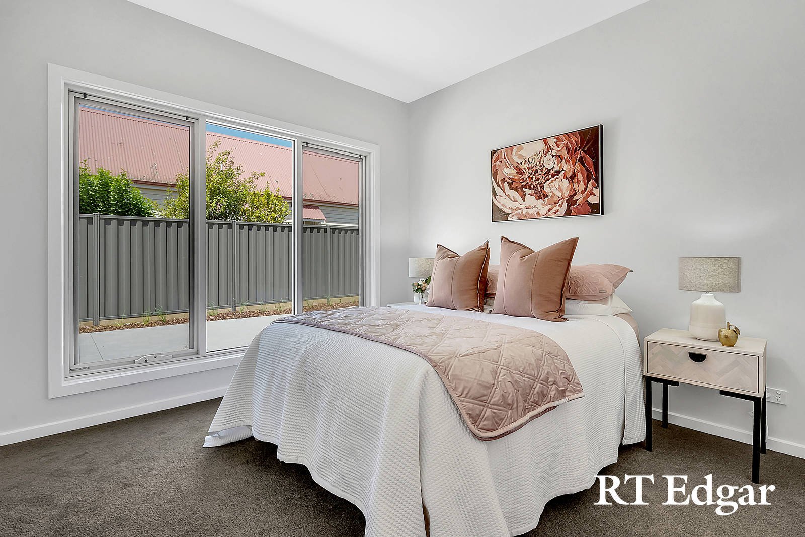 Real Estate and Property in Units 1 - 4/7 Howey Street, Gisborne, VIC