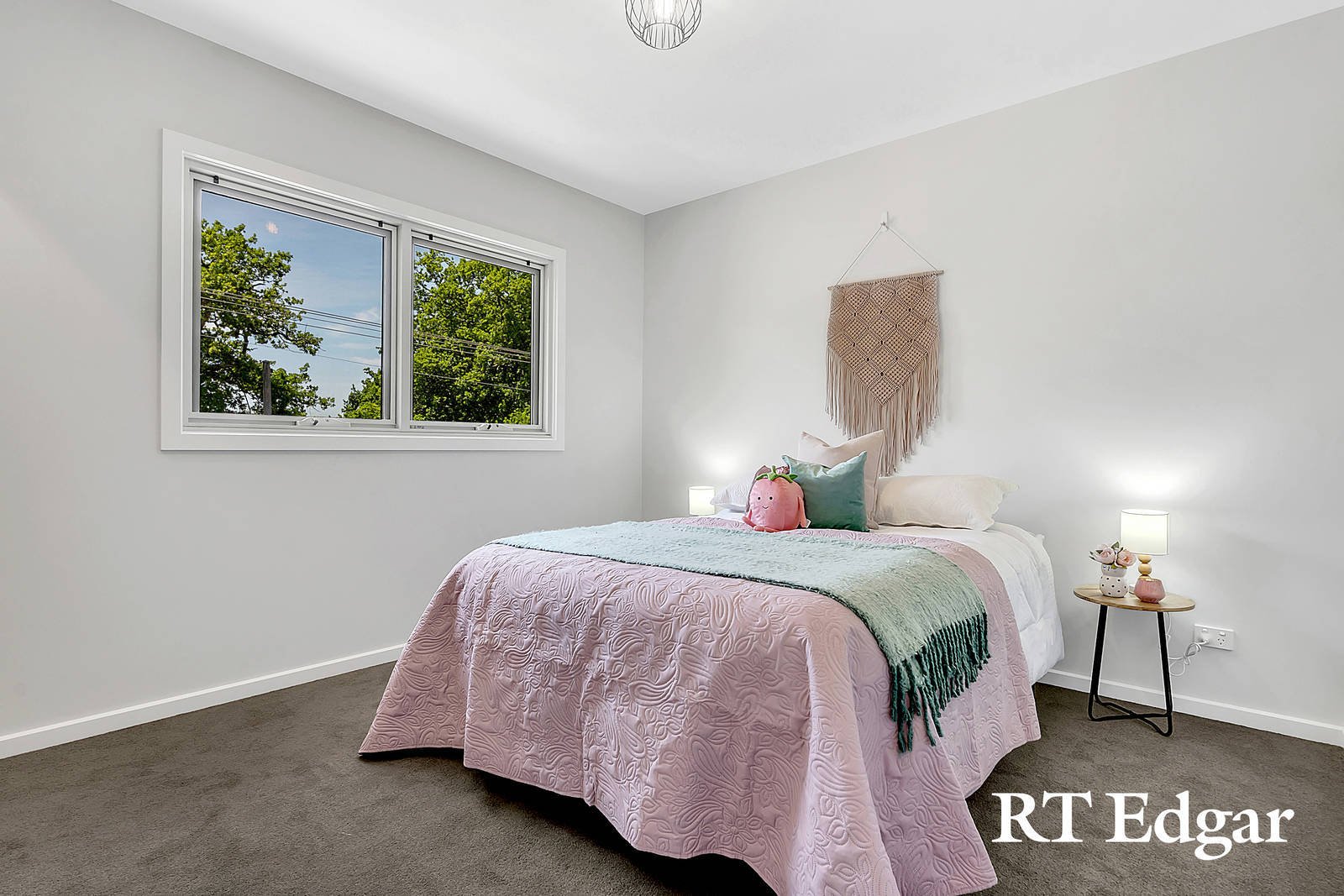 Real Estate and Property in Units 1 - 4/7 Howey Street, Gisborne, VIC