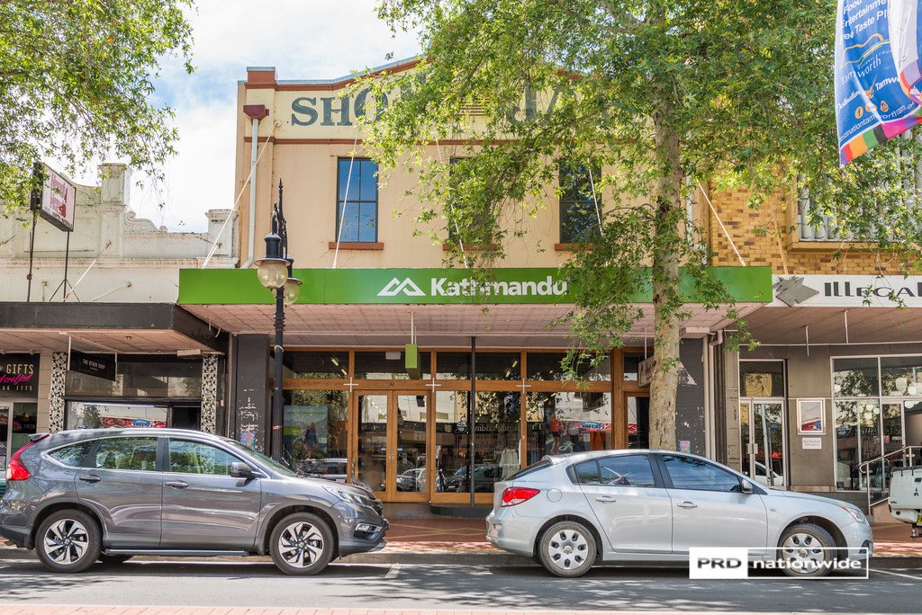 Upstairs 1/312 Peel Street TAMWORTH 1