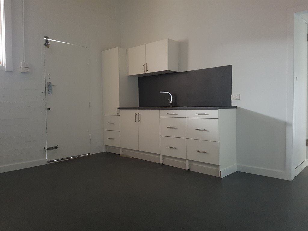 Upstairs 1/312 Peel Street TAMWORTH 14