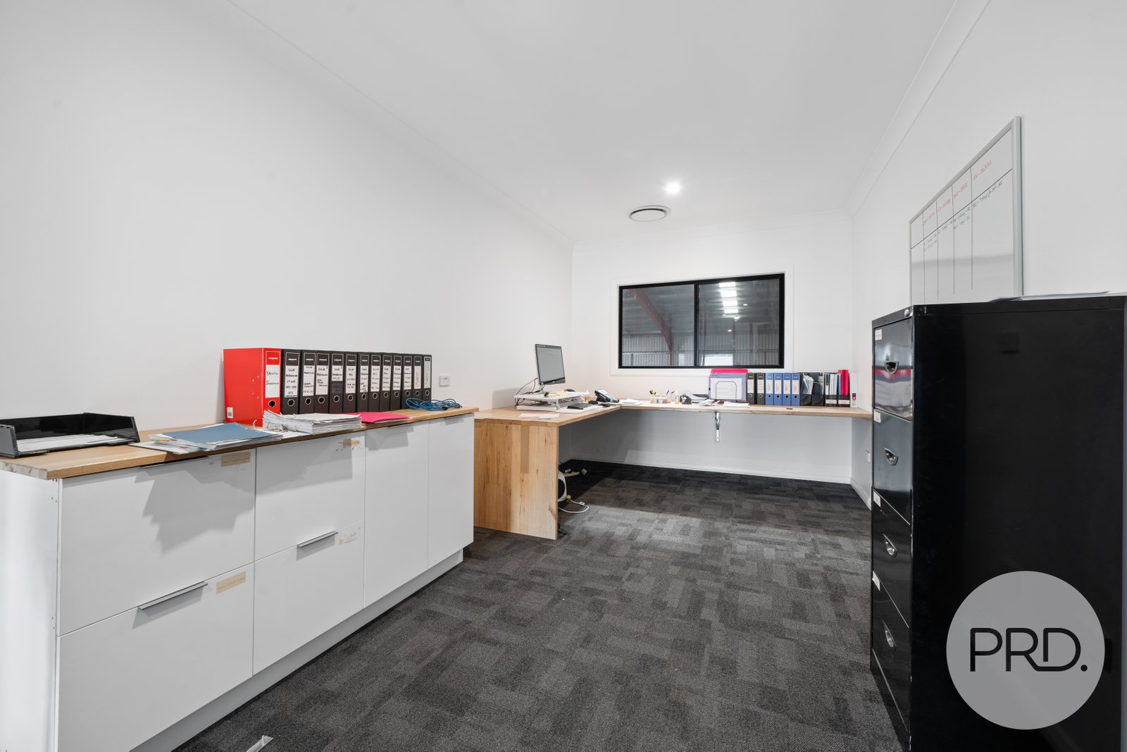 Upstairs, 2/28 Nagle Street WAGGA WAGGA 9