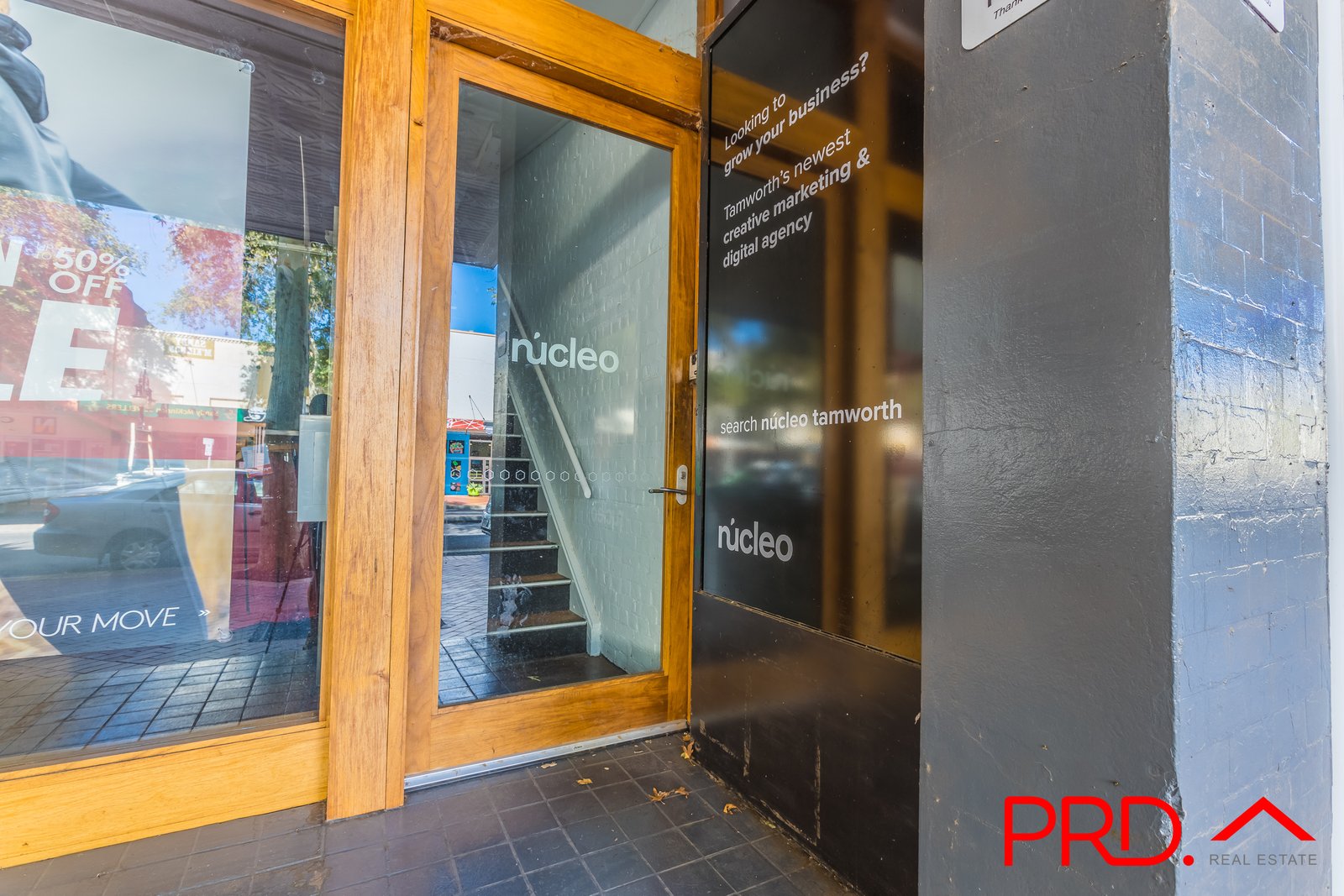 Upstairs 2/312 Peel Street TAMWORTH 2