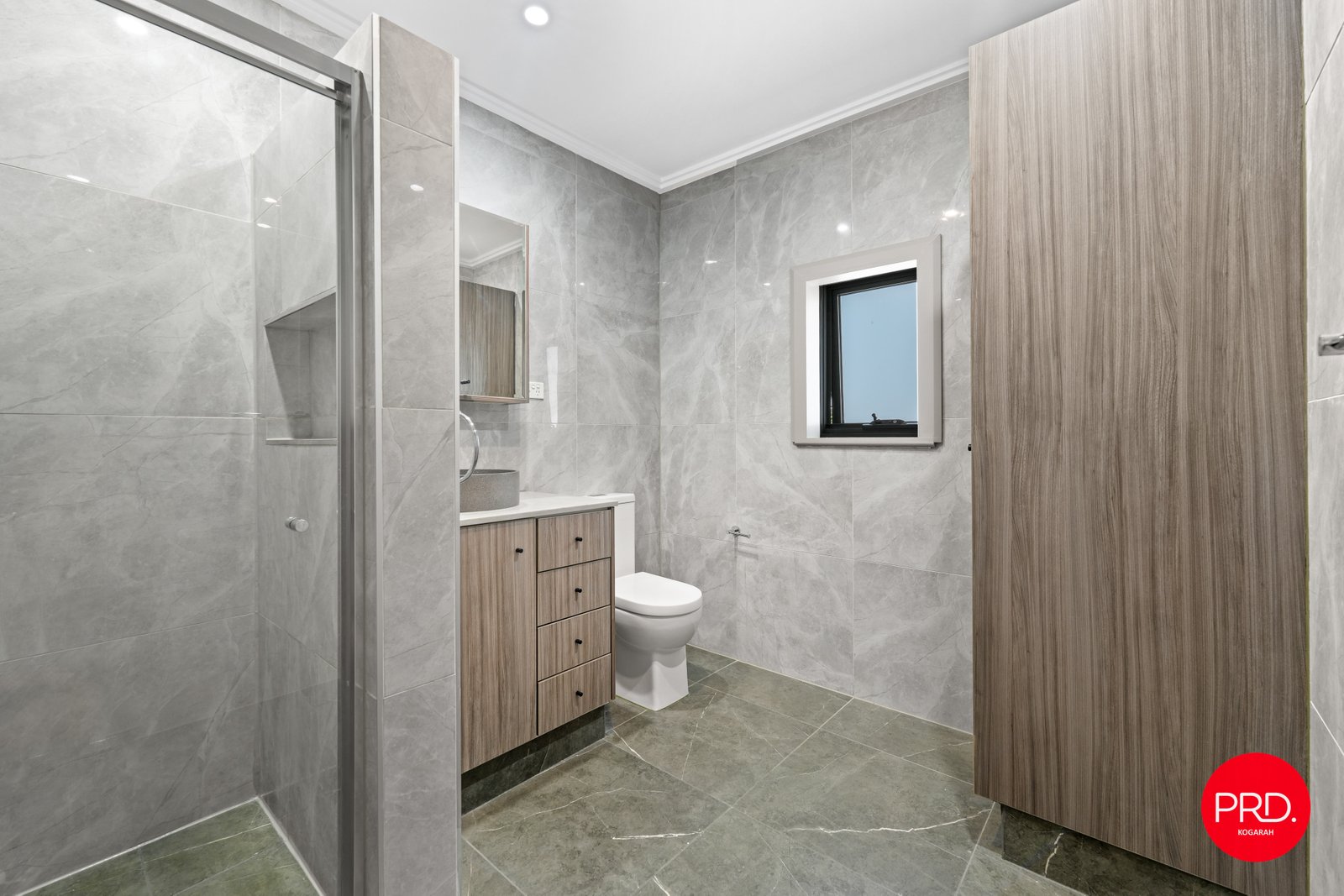 Upstairs/107 Alice Street NEWTOWN 8