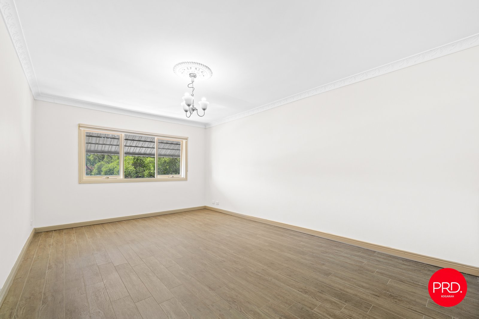 Upstairs/107 Alice Street NEWTOWN 4