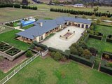 https://images.listonce.com.au/custom/160x/listings/1-21-lemins-road-waurn-ponds-vic-3216/524/01699524_img_12.jpg?zm1viWk-kHI