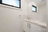 https://images.listonce.com.au/custom/160x/listings/1-228-highland-crescent-mooroolbark-vic-3138/304/01520304_img_22.jpg?U7zJyhsmpvU