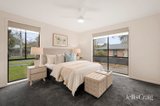 https://images.listonce.com.au/custom/160x/listings/1-237-cameron-road-croydon-vic-3136/887/01956887_img_07.jpg?9OuhXx6pS-c