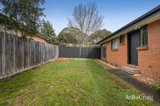 https://images.listonce.com.au/custom/160x/listings/1-237-cameron-road-croydon-vic-3136/887/01956887_img_13.jpg?XLANGsYb0NI