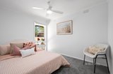 https://images.listonce.com.au/custom/160x/listings/1-239-cameron-road-croydon-vic-3136/543/01595543_img_09.jpg?hILKF0noQnM