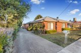 https://images.listonce.com.au/custom/160x/listings/1-241-caroline-chisholm-drive-kyneton-vic-3444/400/01051400_img_01.jpg?N6gQ0FoQb7U