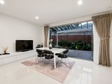 https://images.listonce.com.au/custom/160x/listings/1-2555-whitehorse-road-surrey-hills-vic-3127/748/01684748_img_04.jpg?noBMShvQebg