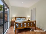 https://images.listonce.com.au/custom/160x/listings/1-3-edinburgh-road-lilydale-vic-3140/752/01525752_img_16.jpg?Qvb1UAPIKzg