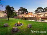 https://images.listonce.com.au/custom/160x/listings/1-3-edinburgh-road-lilydale-vic-3140/752/01525752_img_22.jpg?wwIVNzHaTwE