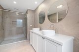 https://images.listonce.com.au/custom/160x/listings/1-350-glenburnie-road-mitcham-vic-3132/411/01915411_img_11.jpg?deCYVPJuwNs