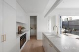 https://images.listonce.com.au/custom/160x/listings/1-37-springfield-street-briar-hill-vic-3088/684/01840684_img_05.jpg?OWkSe77w_nw