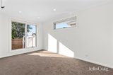 https://images.listonce.com.au/custom/160x/listings/1-4-616-flower-street-ferntree-gully-vic-3156/035/01780035_img_17.jpg?szP9AGUOJQI