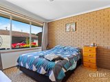 https://images.listonce.com.au/custom/160x/listings/1-4412-gillies-street-wendouree-vic-3355/652/01576652_img_12.jpg?QosJamCV3qg