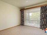 https://images.listonce.com.au/custom/160x/listings/1-5-wanda-avenue-wandin-north-vic-3139/712/01524712_img_11.jpg?rx4Xd_xRCdc