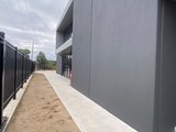 https://images.listonce.com.au/custom/160x/listings/1-52-greta-street-north-shore-vic-3214/794/01551794_img_13.jpg?cIzxRB0J5qU