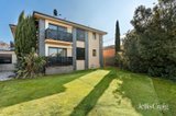 https://images.listonce.com.au/custom/160x/listings/1-61-collins-street-essendon-vic-3040/232/01935232_img_11.jpg?T7-o_7WniQU