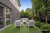 https://images.listonce.com.au/custom/160x/listings/1-acorn-grove-mooroolbark-vic-3138/866/01871866_img_15.jpg?vOnvOuoxdW4