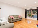 https://images.listonce.com.au/custom/160x/listings/1-alison-avenue-boronia-vic-3155/539/01529539_img_02.jpg?9tknAaNUxu0