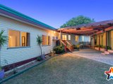 https://images.listonce.com.au/custom/160x/listings/1-alison-avenue-boronia-vic-3155/539/01529539_img_13.jpg?eaJ-HO0Nhag